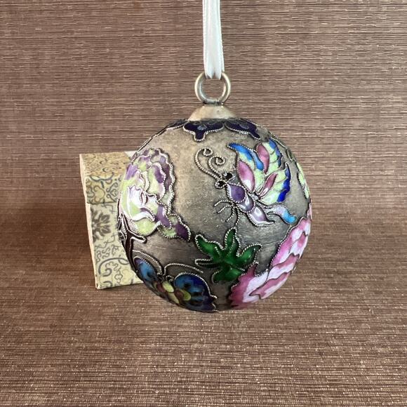 Vintage Cloisonné Christmas Ball Ornament – Floral Silver Enamel 3″ VTG - Picture 4 of 15